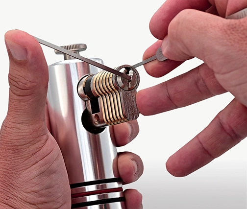 Learn and practice lockpicking