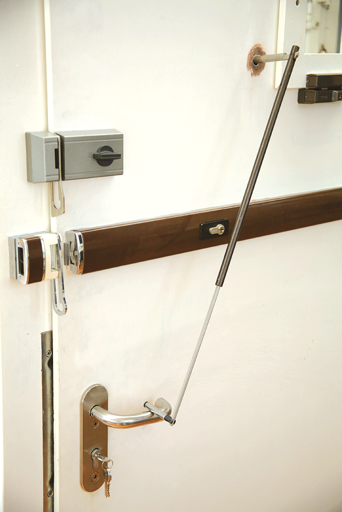Lockoff Door Peephole Opener - Made in Germany